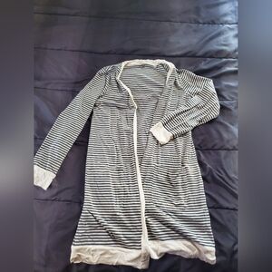 women gray white striped cardigan long length Large
